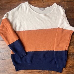 Women’s Evolution by Cyrus sweater